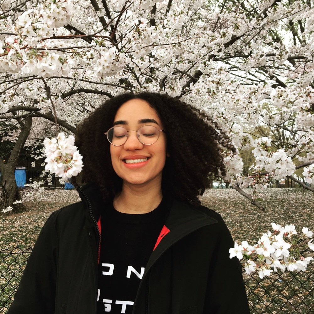 Meet your Posher, Olivia